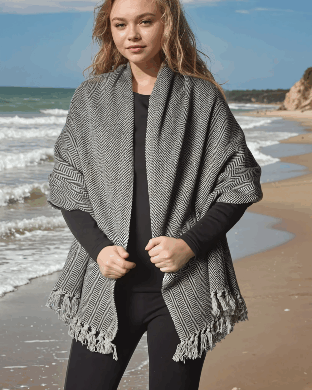 boho-chic-kleidung-schal-grau
