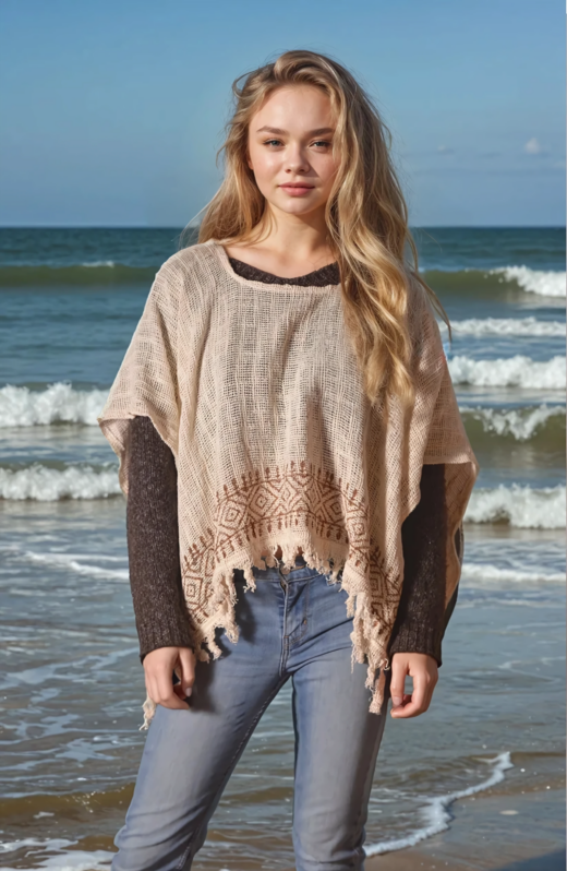 boho-kleidung-weißer-poncho