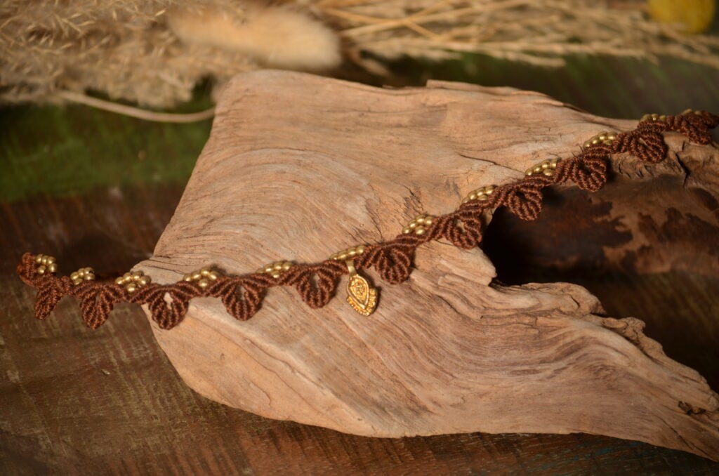 hals-kette-makrame-messing-schmuck