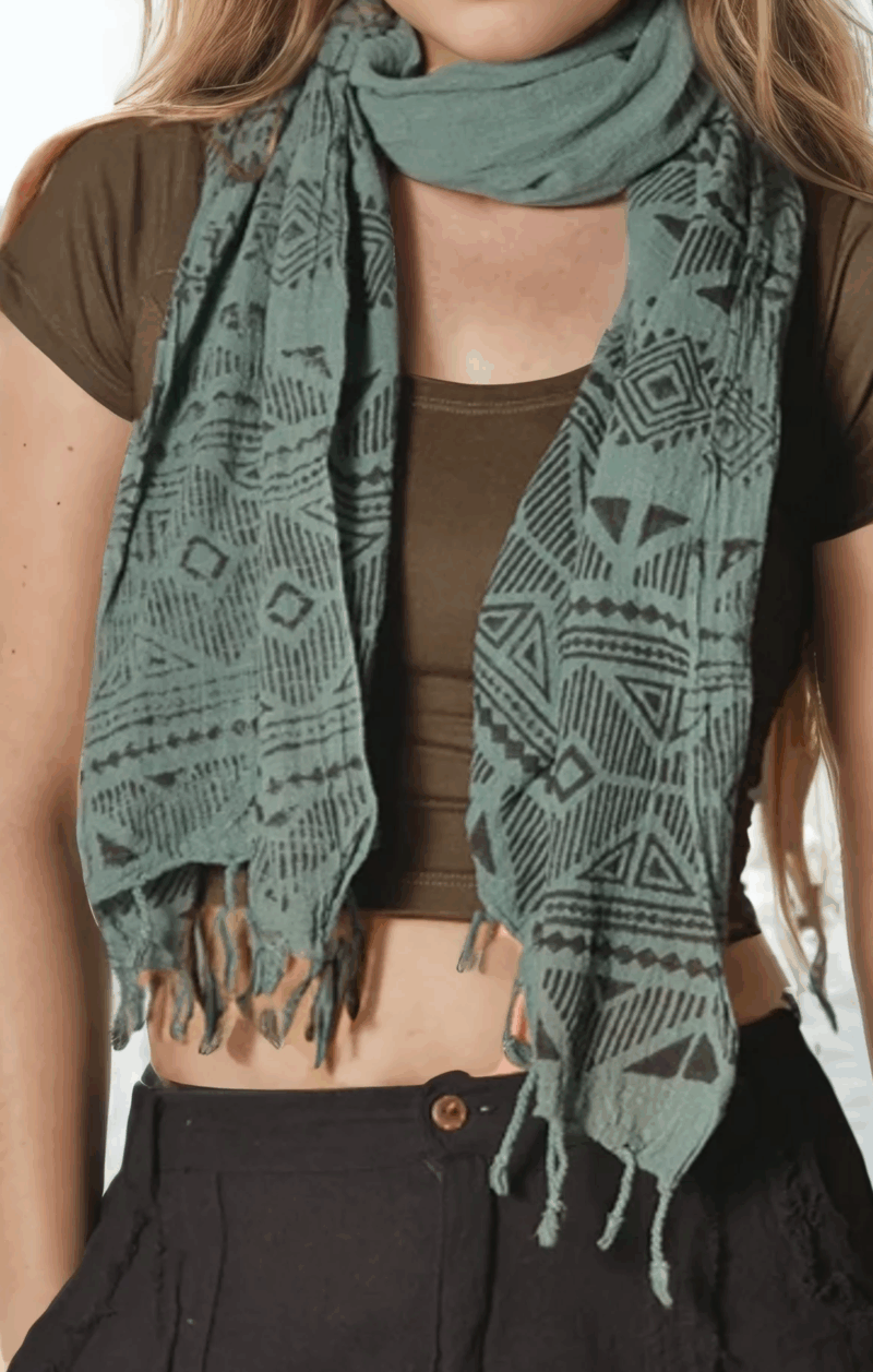 hippie-outfit-tuch-ethno-muster-petrol