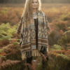 kapuzen-poncho-beige-boho-chic