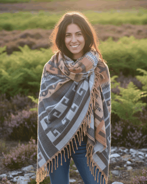 poncho-schal-hippie-mode-herbst