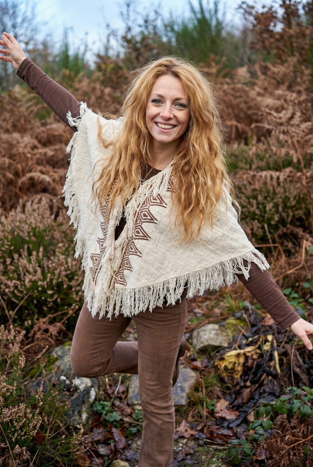 weste-weiß-hippie-kleidung-tribalstyle