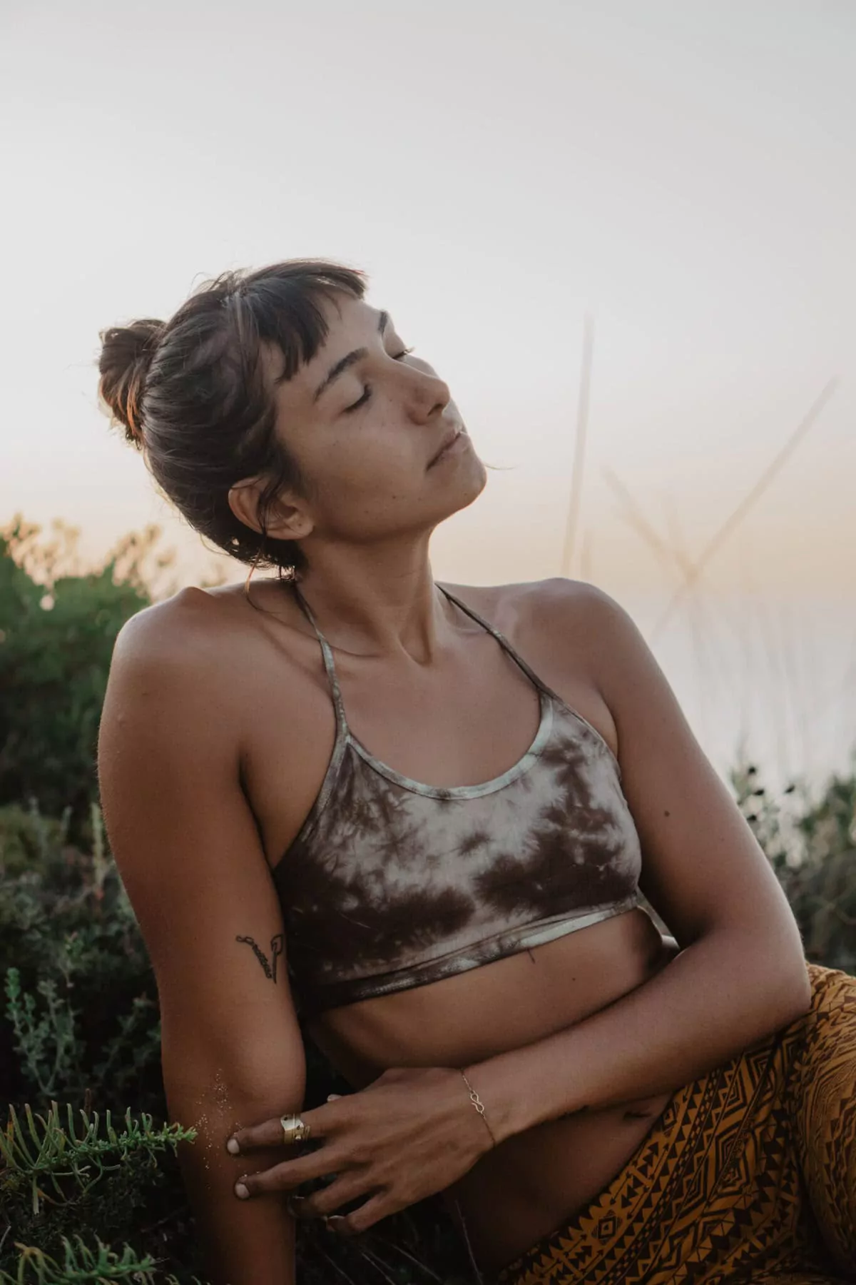 batik-crop-top-techno-style