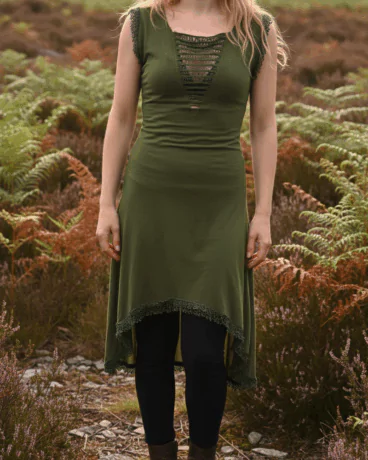 cut-out-kleid-gruen-goa-style