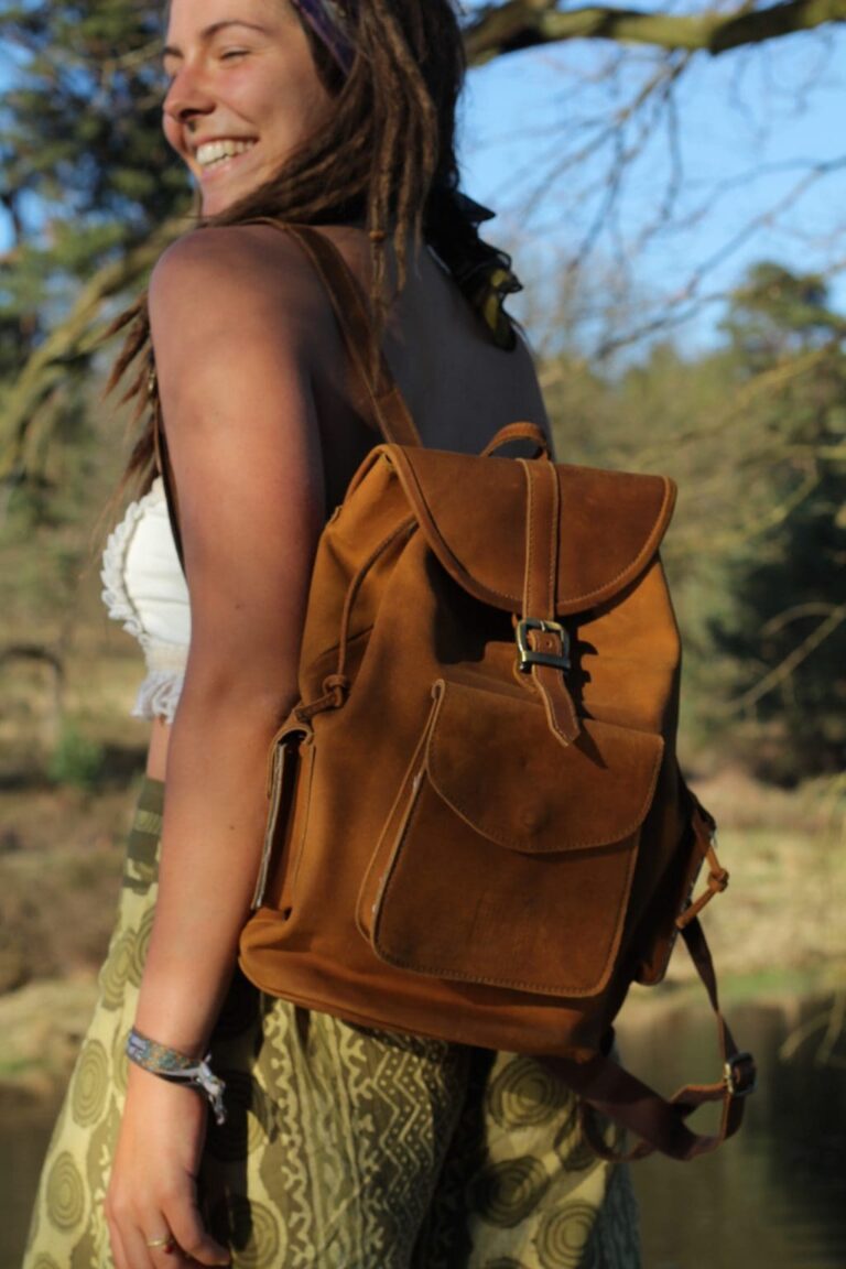leder-rucksack-hippie-festival-beige
