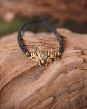 lotus-schmuck-yoga-symbol-handmade