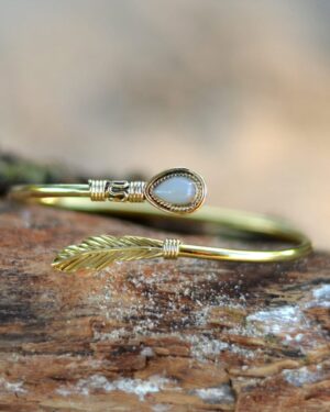 messing-armreif-mondstein-boho-schmuck