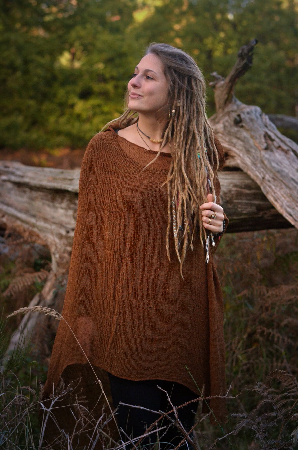 oversized-poncho-zipfel-lang