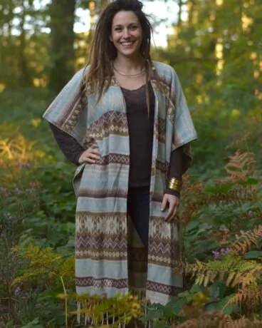 poncho-hippiestyle-beige-toene-boho