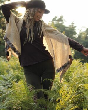 poncho-überwurf-schal-natural-hippie-boho-bohemian-stil