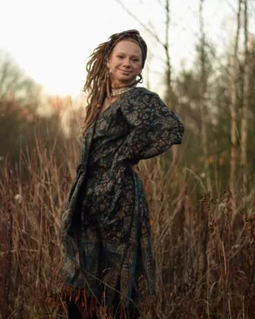 poncho-yak-schal-ueberwurf-paisley