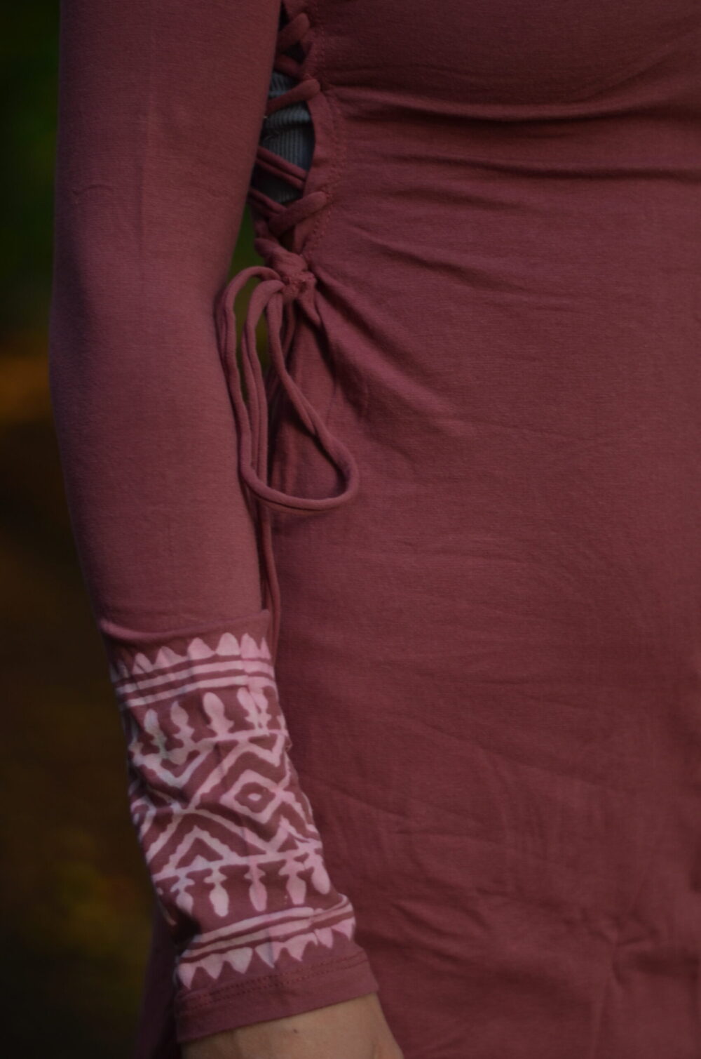 stretch-kleid-stammes-look