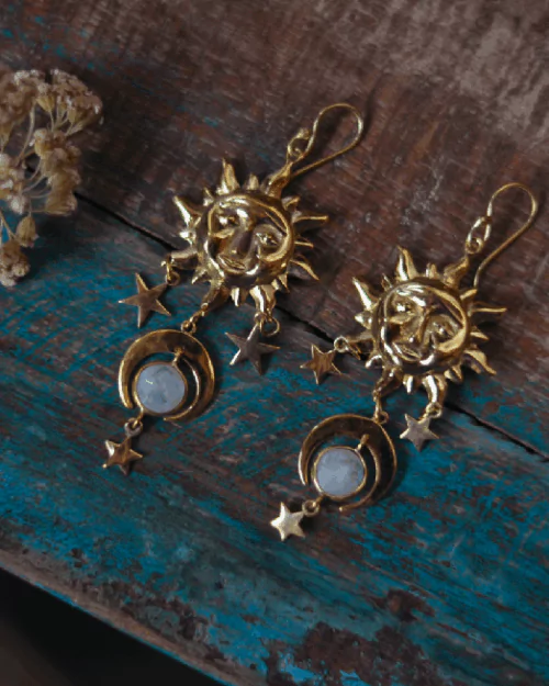 mond-schmuck-geschenkidee-yoga-ohrringe