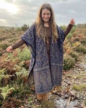 paisley-poncho-blau-bohemian-mode