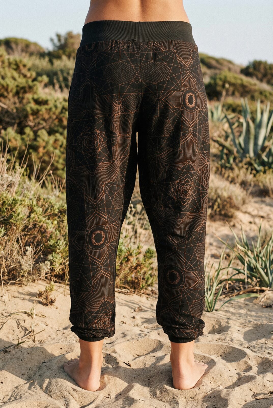 gemusterte-hippie-hose-schwarz